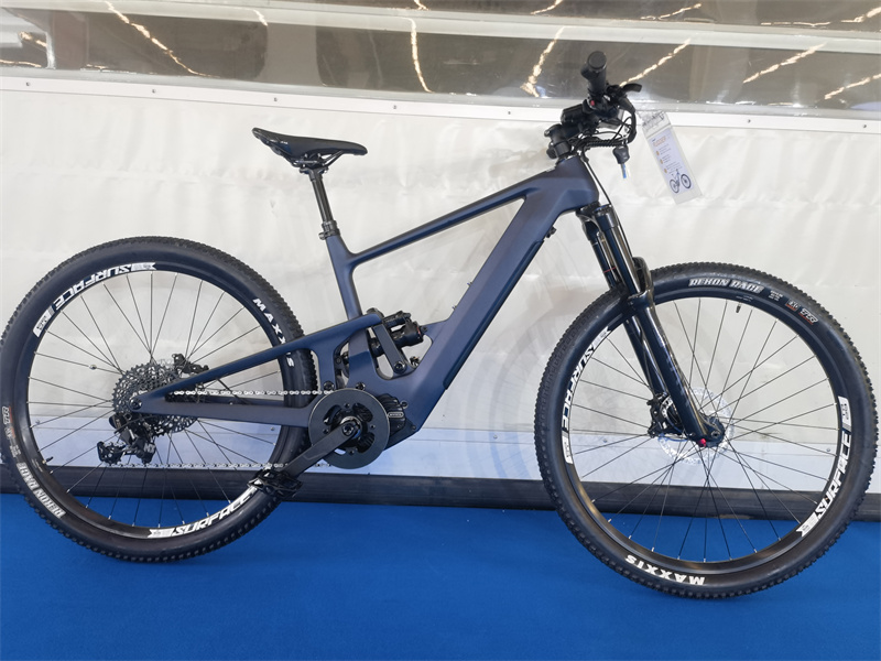 Complete fiets met LCE971 Enduro-frame